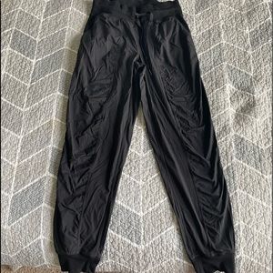 Lululemon Dance Studio Mid Rise Jogger (woman’s)